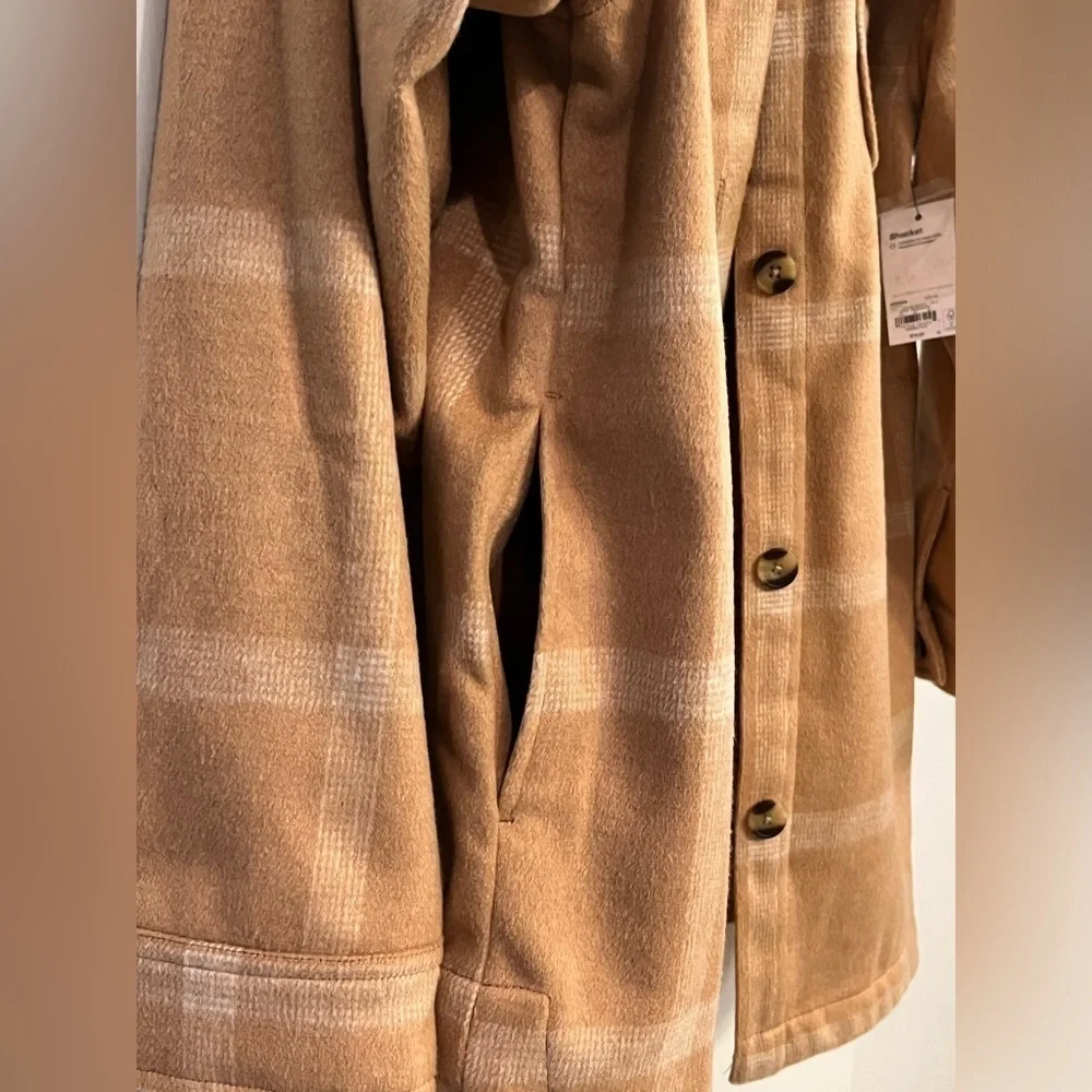 Sonoma Shacket, New! Tan and white, size 0X - Picture 15 of 16